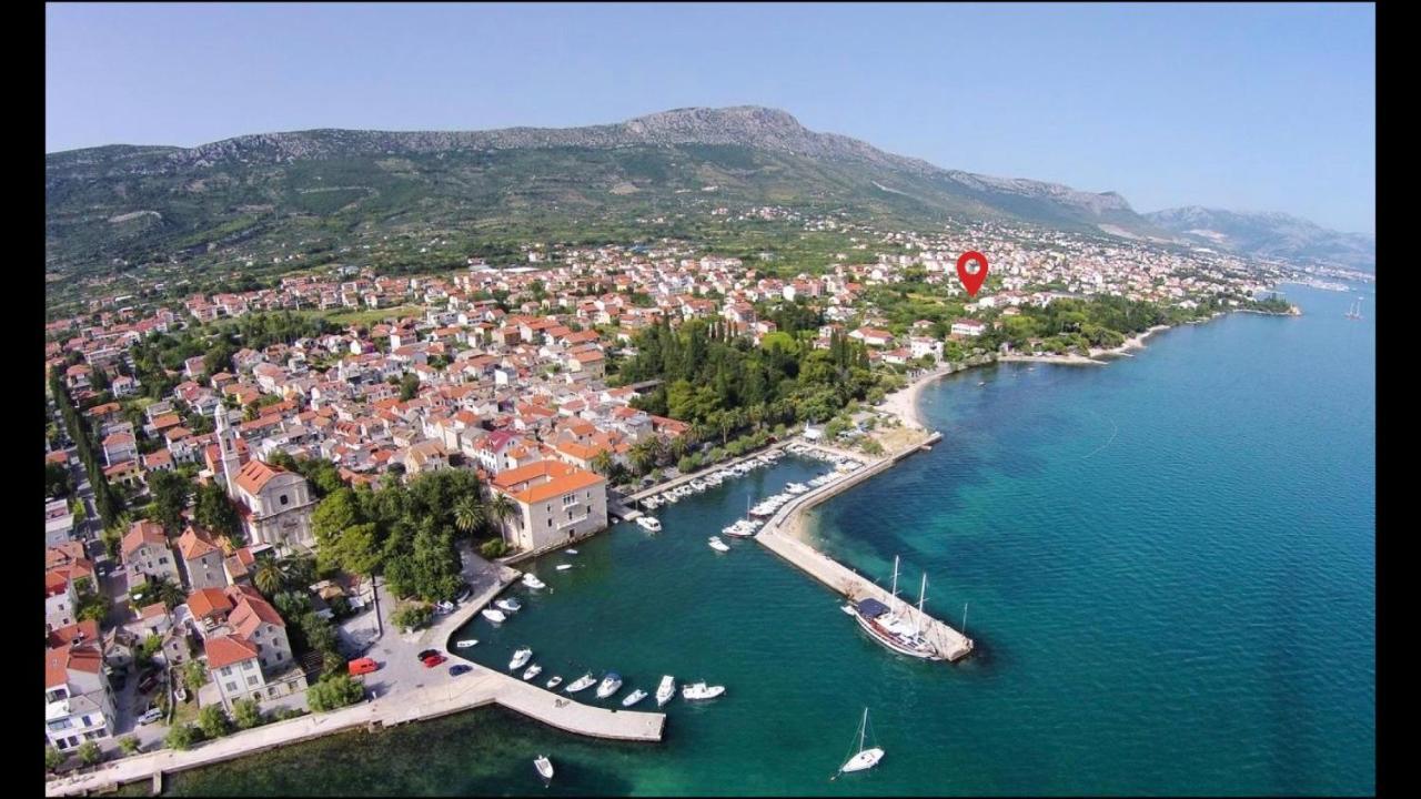 Kaštela Spacious Apartment Close To The Sea In Kastel Luksic מראה חיצוני תמונה