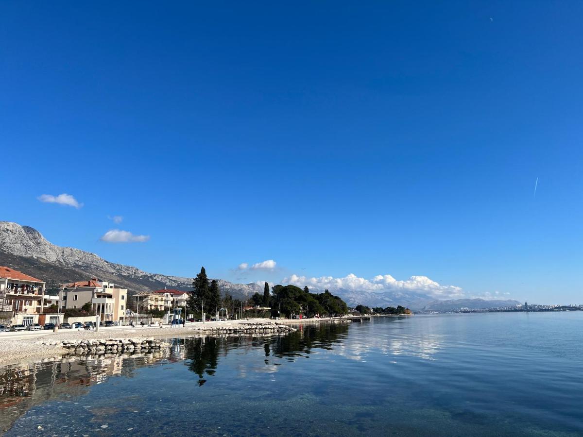 Kaštela Spacious Apartment Close To The Sea In Kastel Luksic מראה חיצוני תמונה